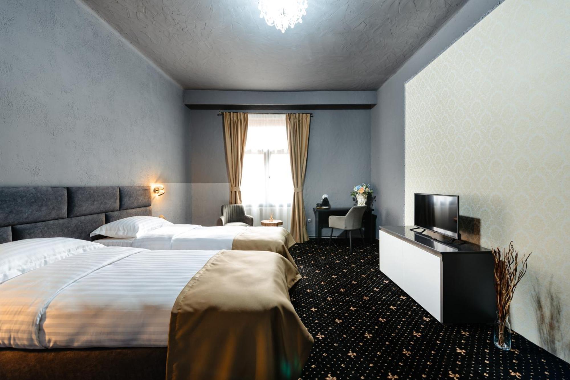 Hotel Palace Bulevard