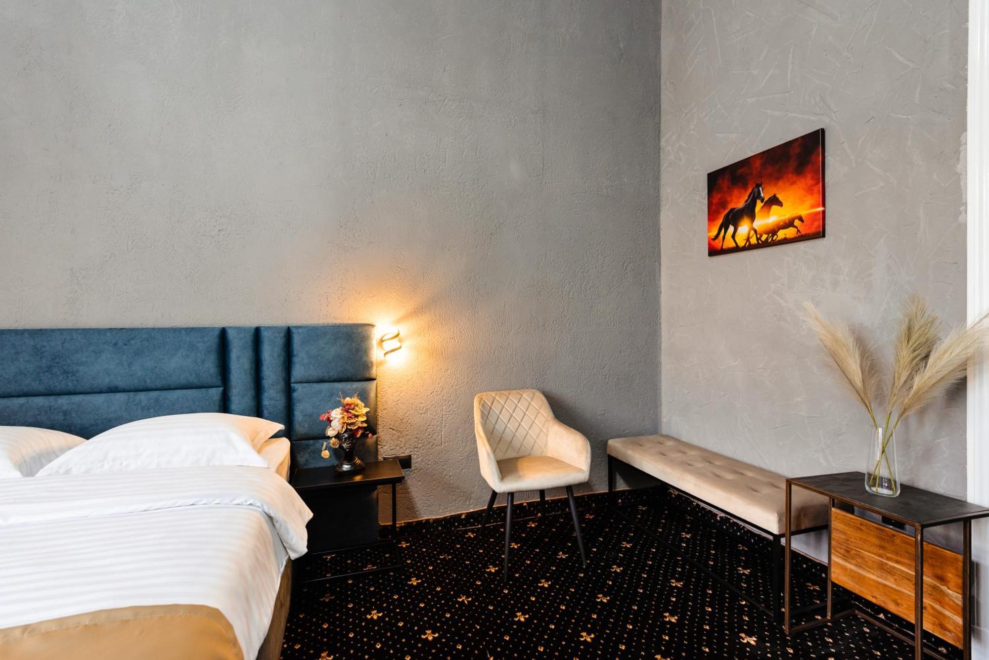 Hotel Palace Bulevard 3*